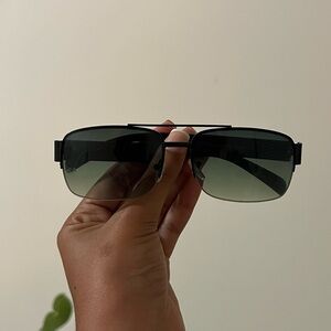 Stylish Black Sunglasses
